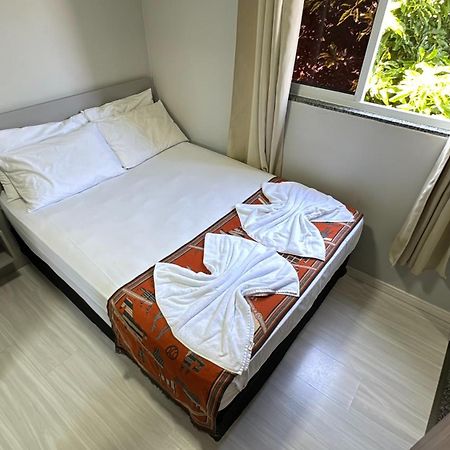 07-Studio Encantador Para Casal Curitiba Kültér fotó