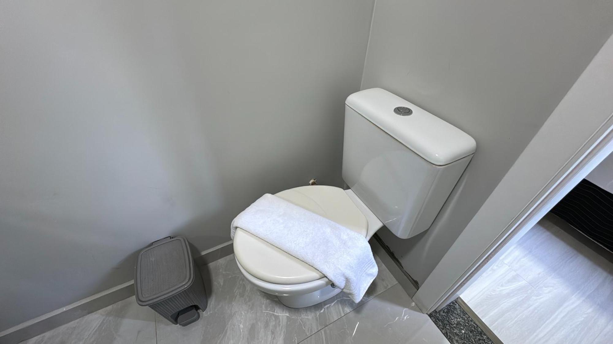 07-Studio Encantador Para Casal Curitiba Kültér fotó